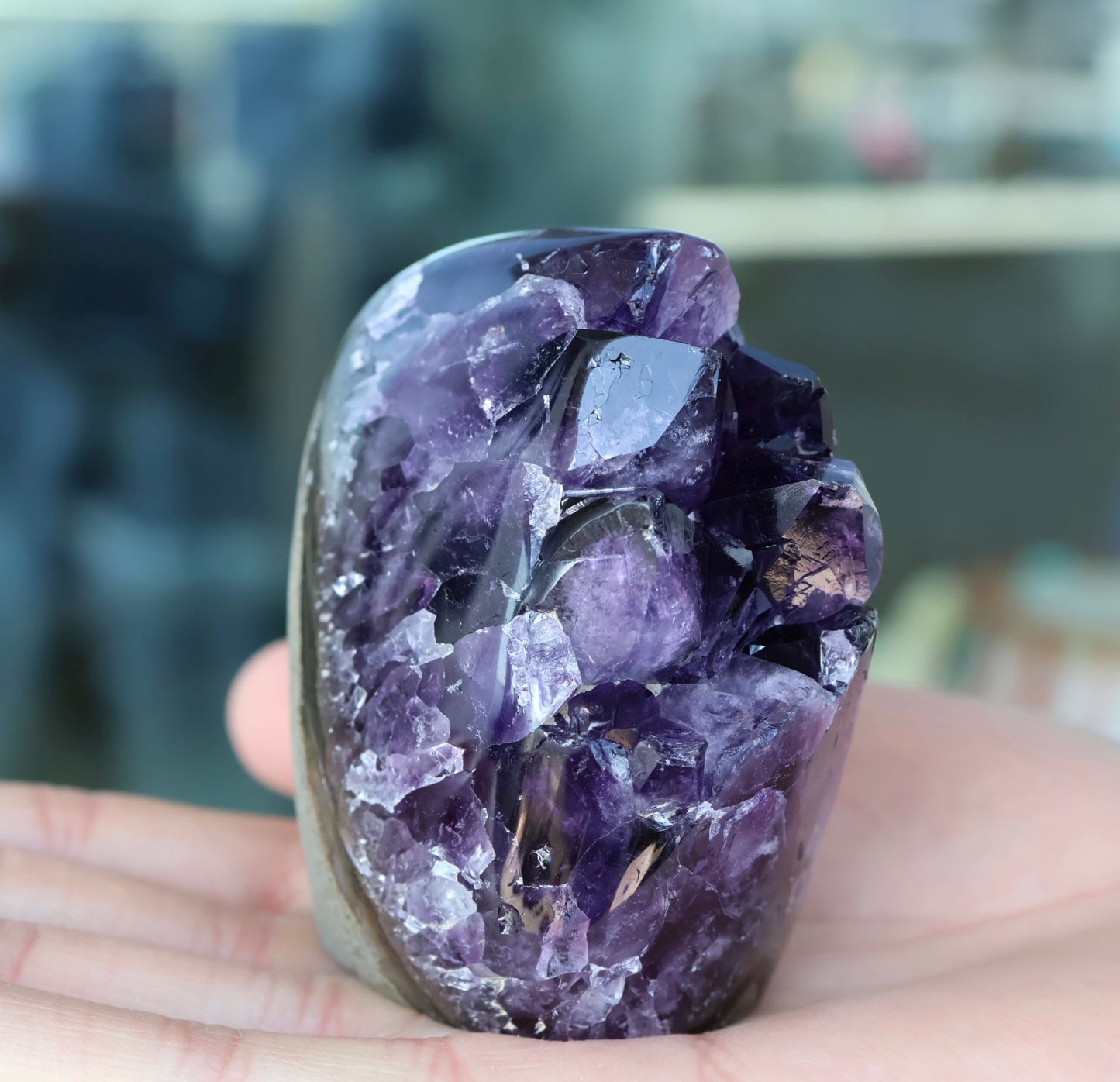 Natural Amethyst Geode Cluster – Deep Purple Crystal Display Piece 279g