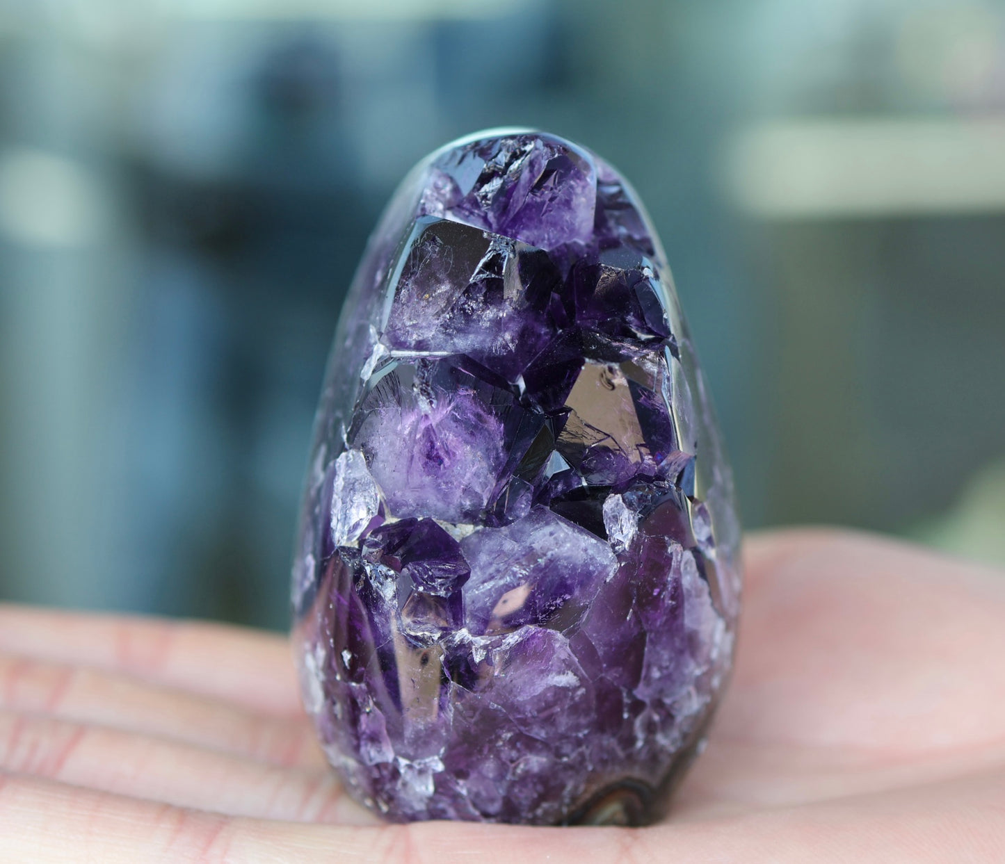 Natural Amethyst Geode Cluster – Deep Purple Crystal Display Piece 279g
