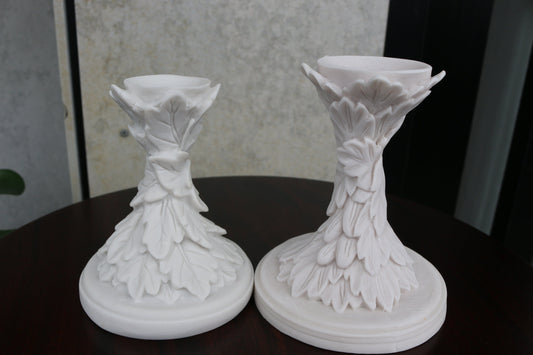 Gemstone Ball Stand – Elegant Crystal Sphere Holder for Display