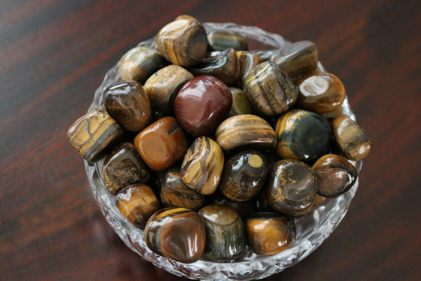 Natural Tumbled Tiger’s Eye Stone – Polished Tiger Eye Crystal, Pocket Stone, Small Display Crystal