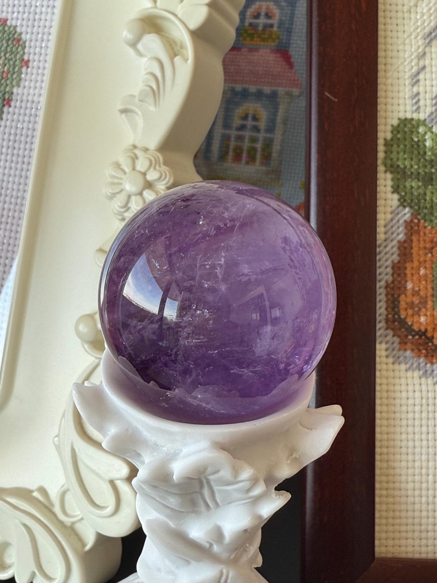 Natural Amethyst Crystal Ball 135g – Purple Sphere for Meditation & Home Decor