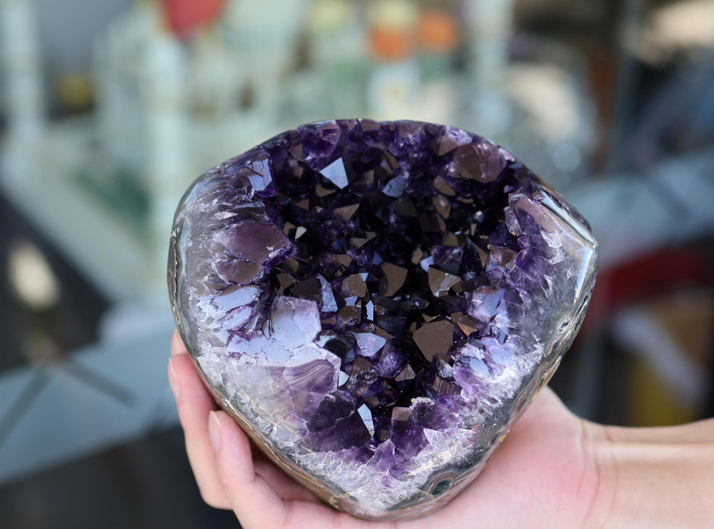 Premium Amethyst Geode 2466g – Large Natural Purple Crystal for Meditation & Decor