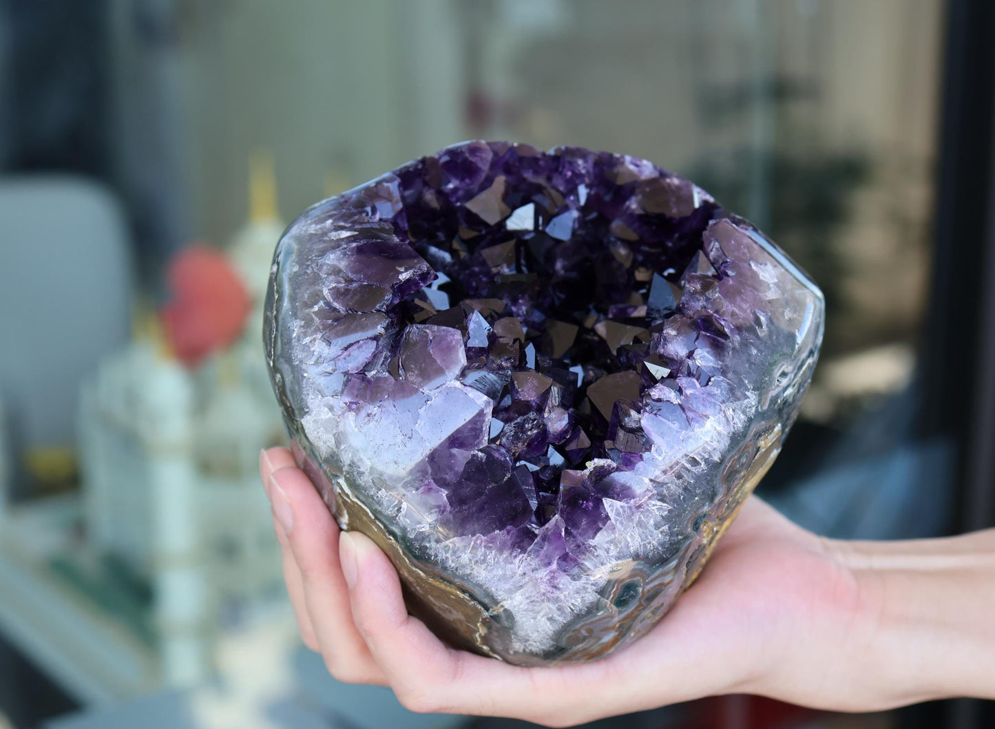 Premium Amethyst Geode 2466g – Large Natural Purple Crystal for Meditation & Decor