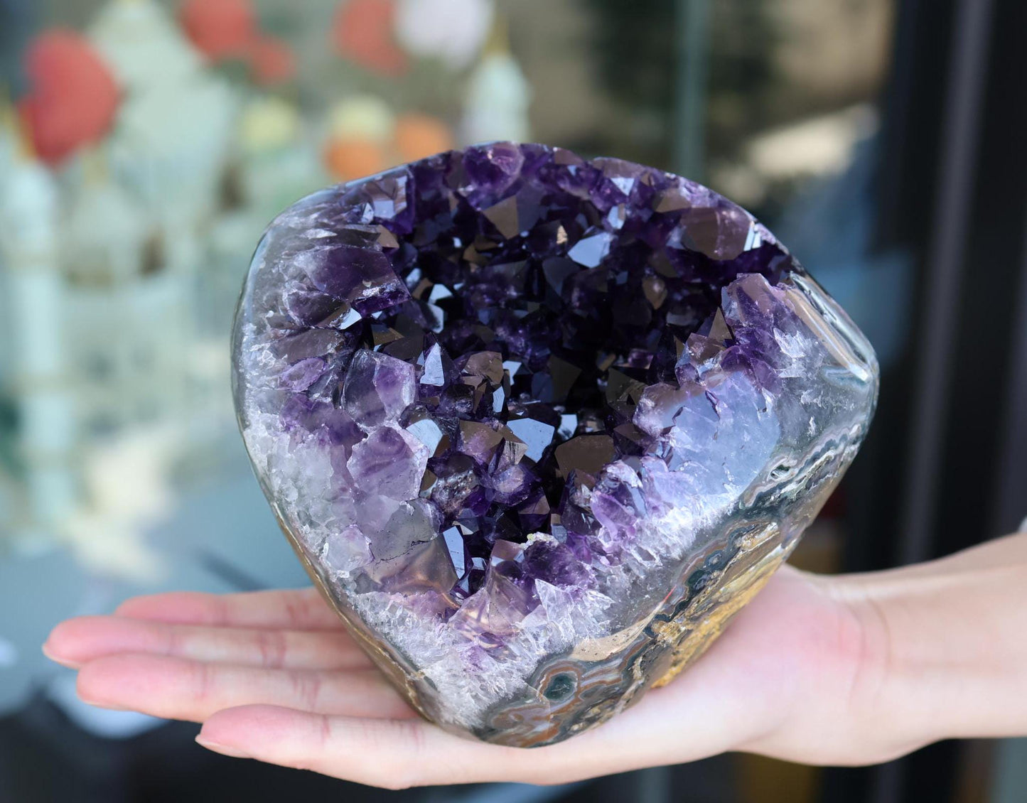 Premium Amethyst Geode 2466g – Large Natural Purple Crystal for Meditation & Decor