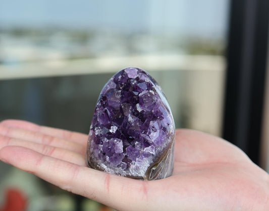 Natural Amethyst Crystal 252g – Raw Purple Stone for Home Decor & Display