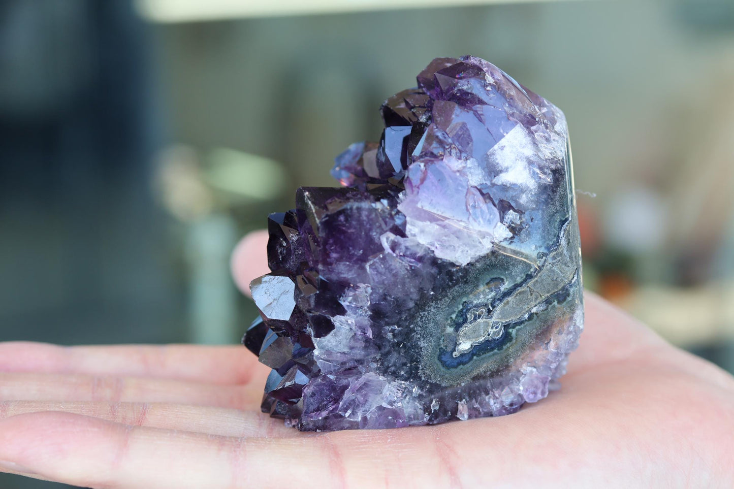 Amethyst Crystal 306g – Unique Raw Purple Stone, Gift for Collectors