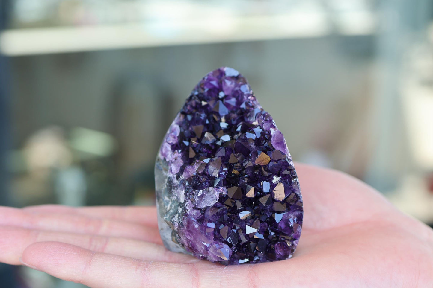 Natural Amethyst Geode Cluster 287g – Raw Purple Crystal for Home Decor & Display