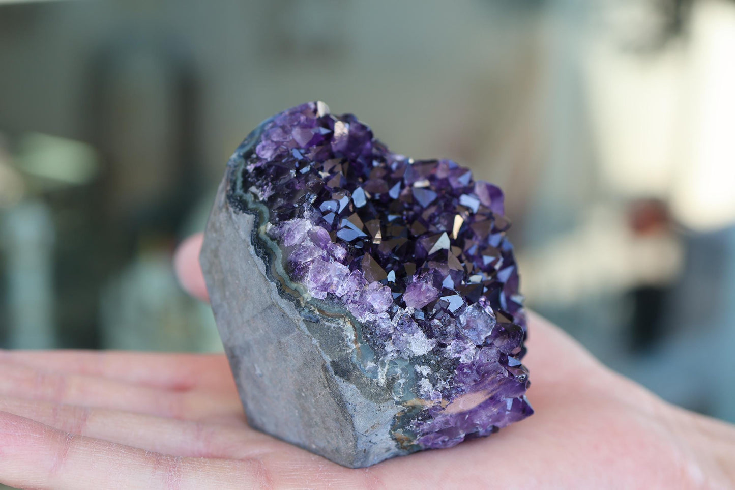 Natural Amethyst Geode Cluster 287g – Raw Purple Crystal for Home Decor & Display
