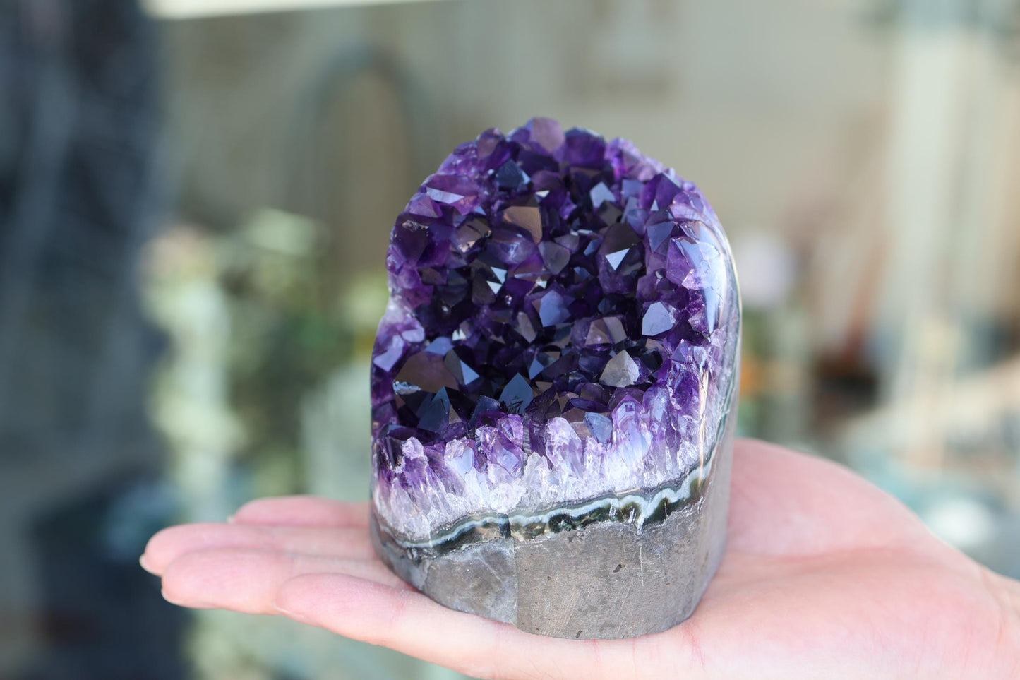Natural Amethyst Geode Cluster 962g – Raw Purple Crystal for Home Decor & Display