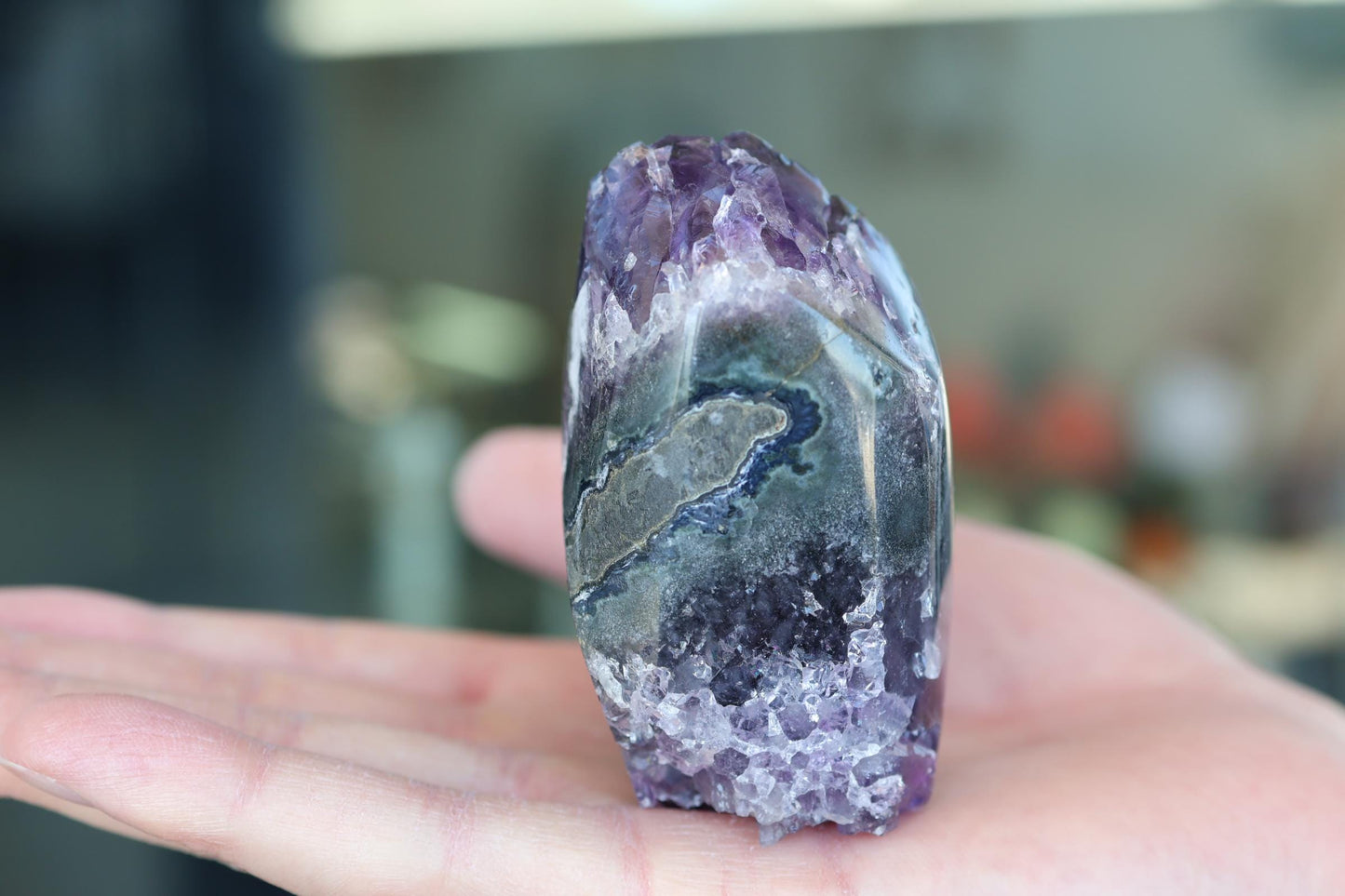 Amethyst Crystal 306g – Unique Raw Purple Stone, Gift for Collectors