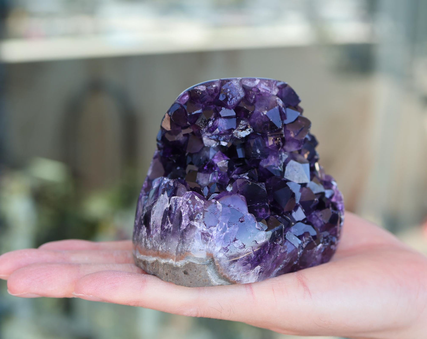 Natural Amethyst Geode Cluster 710g – Raw Purple Crystal for Home Decor & Display