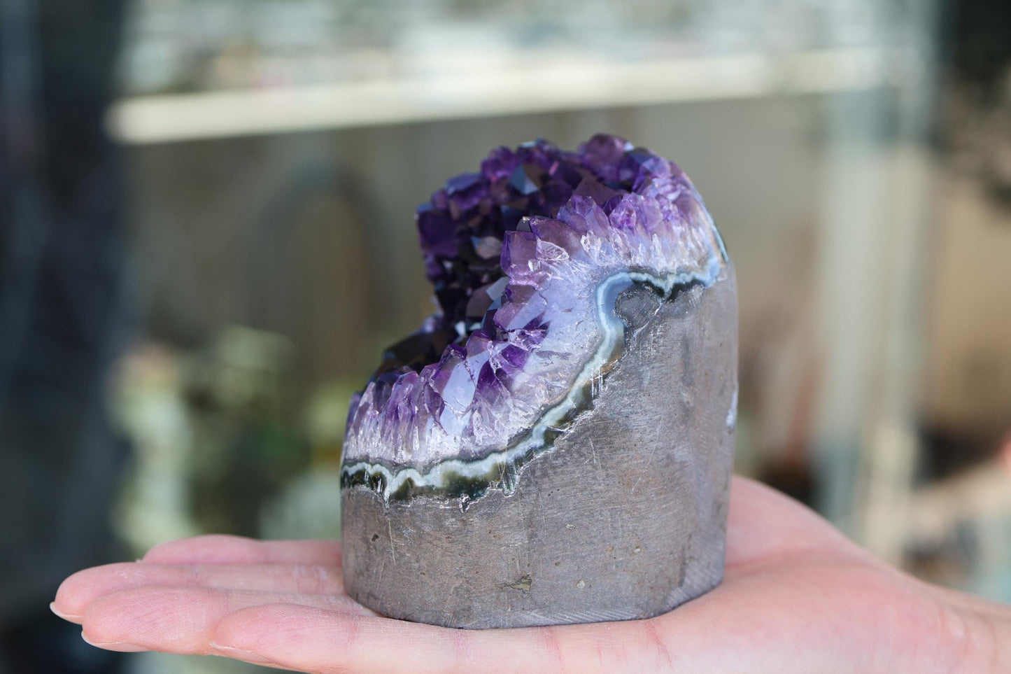 Natural Amethyst Geode Cluster 962g – Raw Purple Crystal for Home Decor & Display