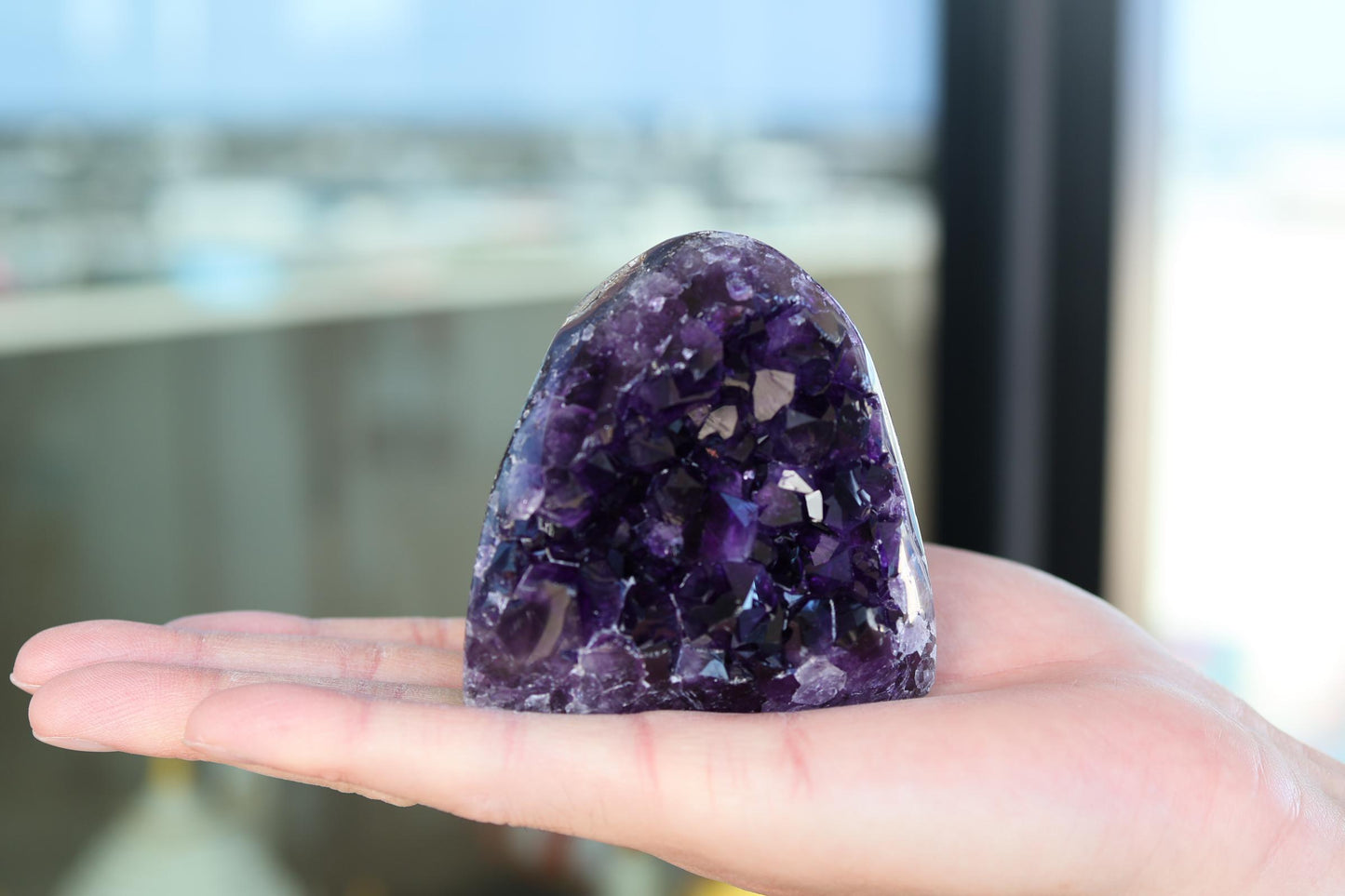 Natural Amethyst Geode 355g – Purple Crystal for Meditation & Home Decor