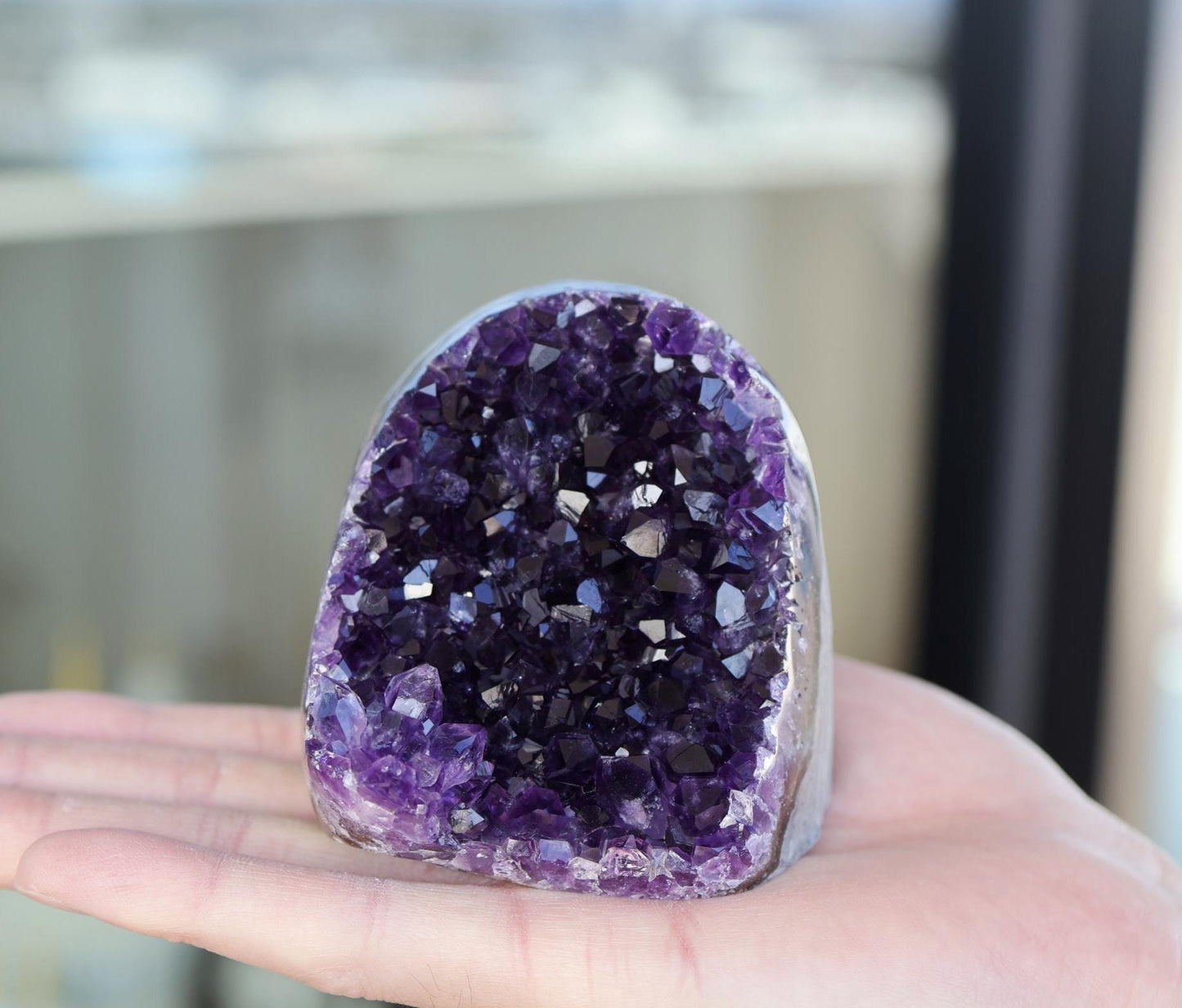 Premium Amethyst Geode 494g – Natural Purple Crystal for Meditation & Decor