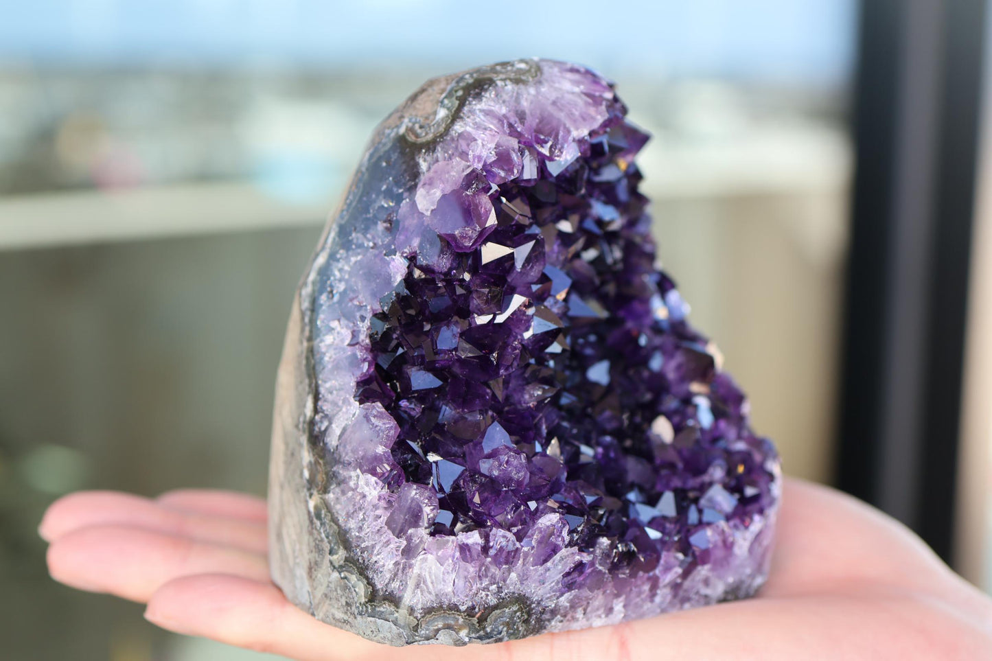 Natural Amethyst Geode Cluster 1080g – Purple Crystal for Home Decor & Display