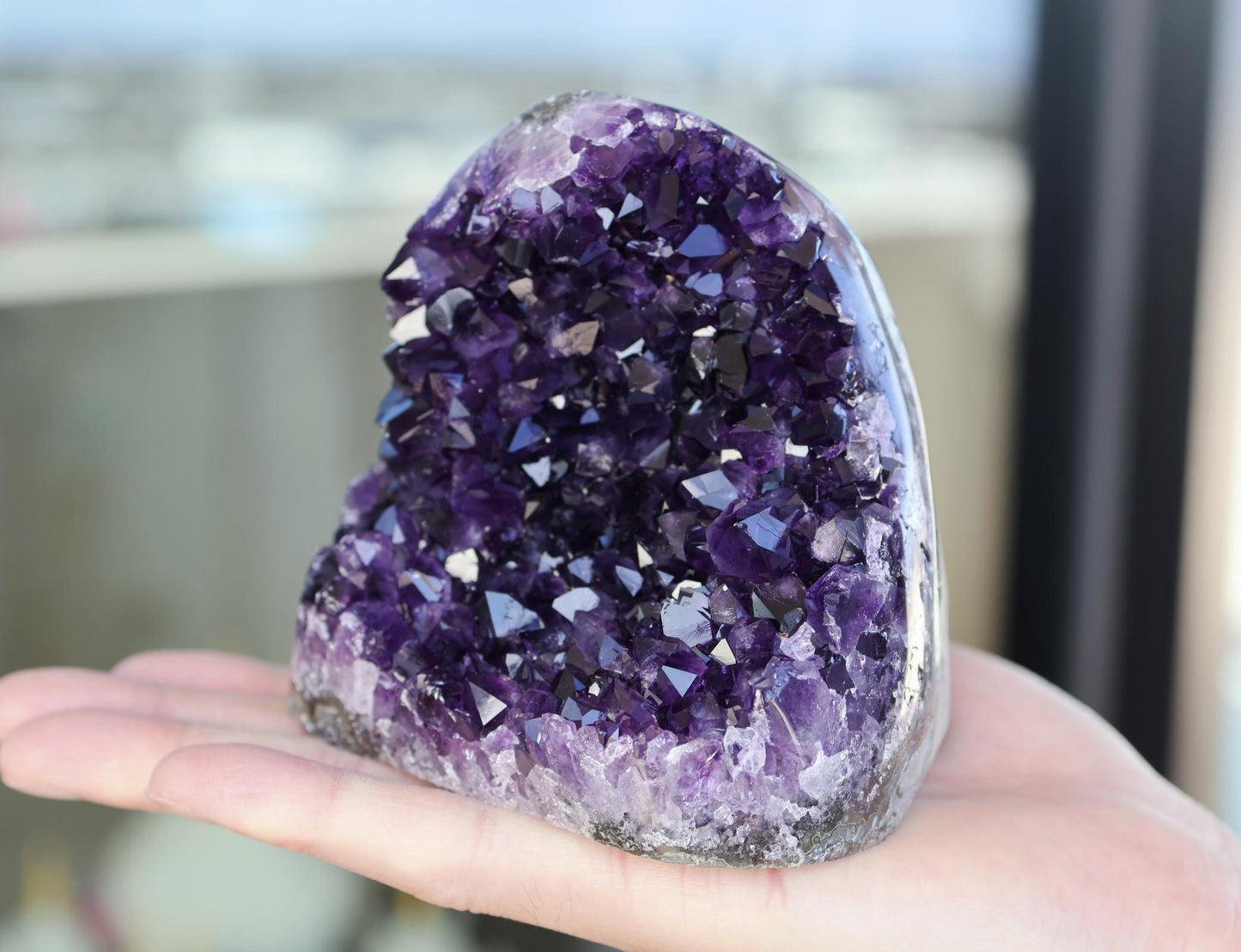 Natural Amethyst Geode Cluster 1080g – Purple Crystal for Home Decor & Display