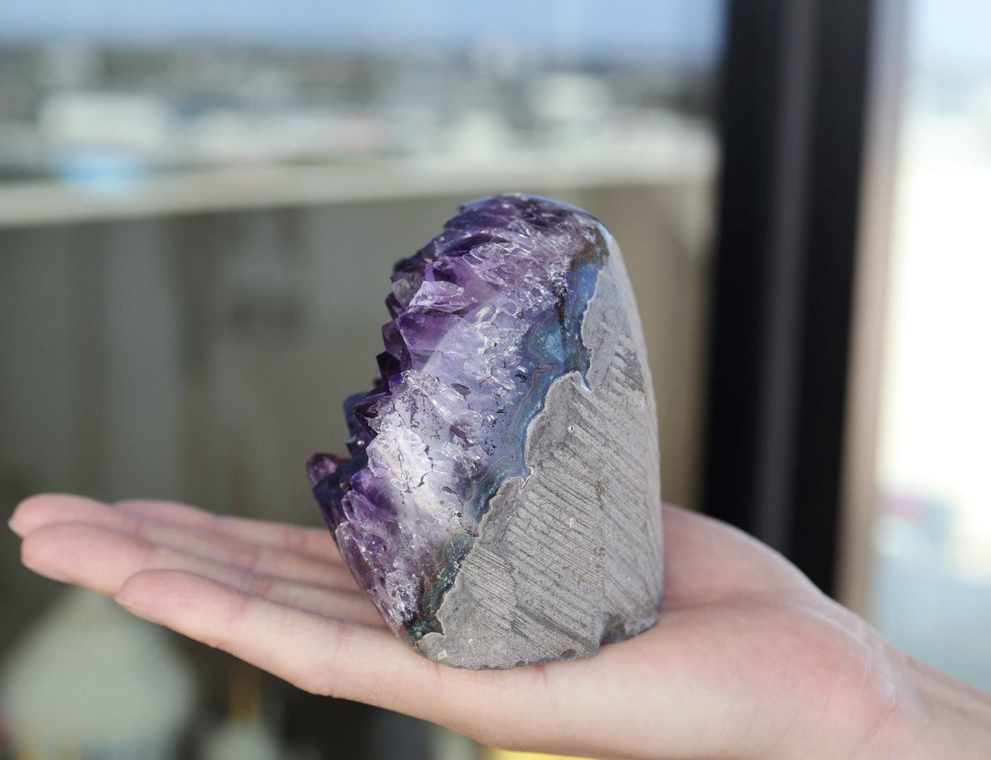 Natural Amethyst Geode Cluster 842g – Raw Purple Crystal for Home Decor & Display