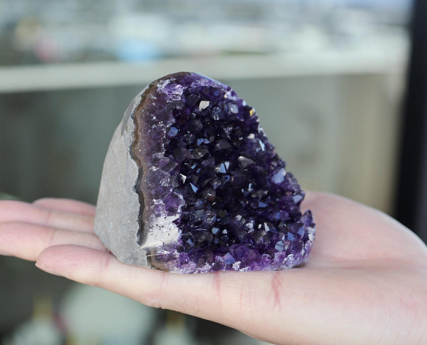 Natural Amethyst Geode Cluster 420g – Raw Purple Crystal for Home Decor & Display