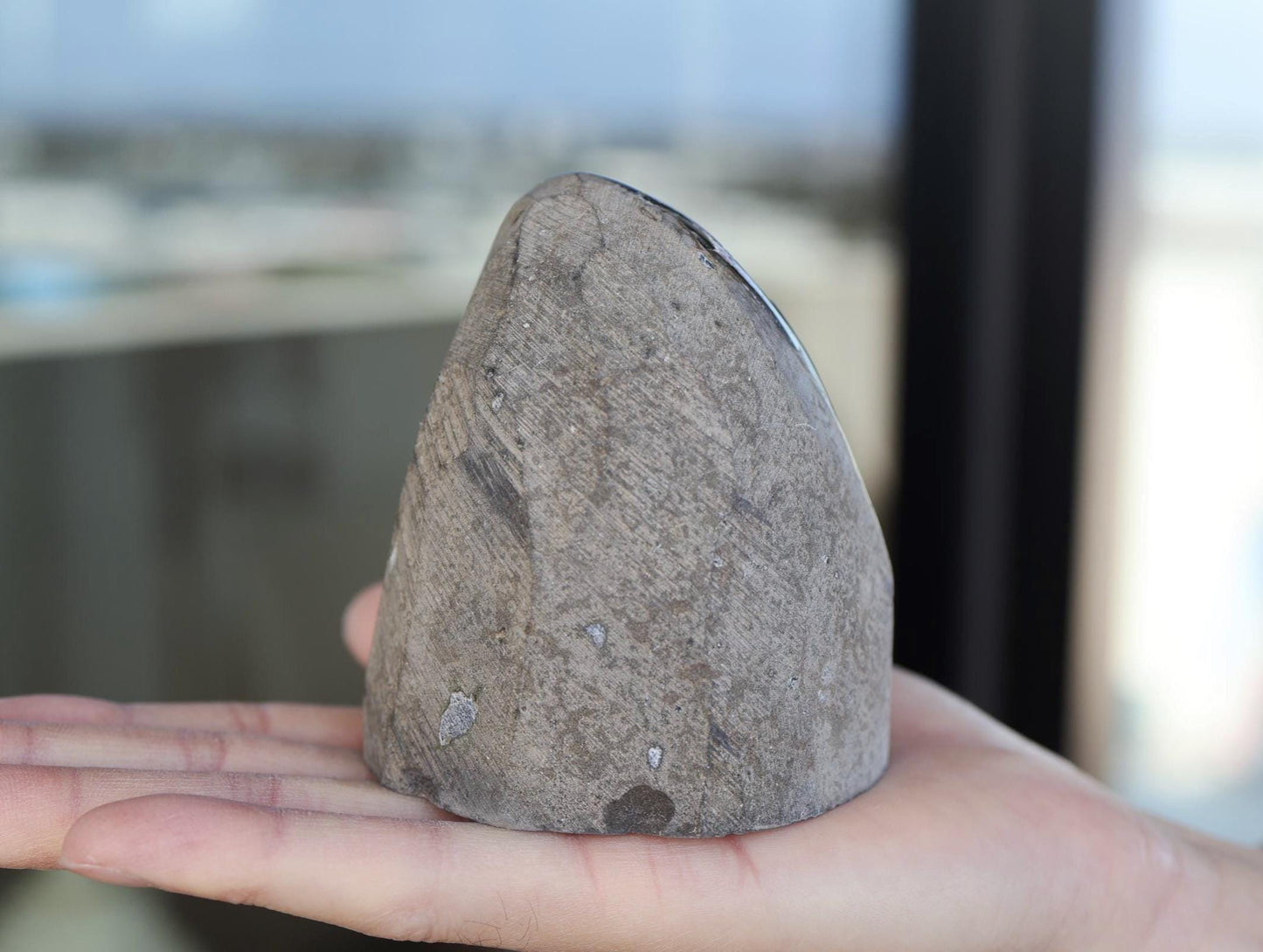 Premium Amethyst Cluster 565g – Natural Purple Geode for Display & Relaxation