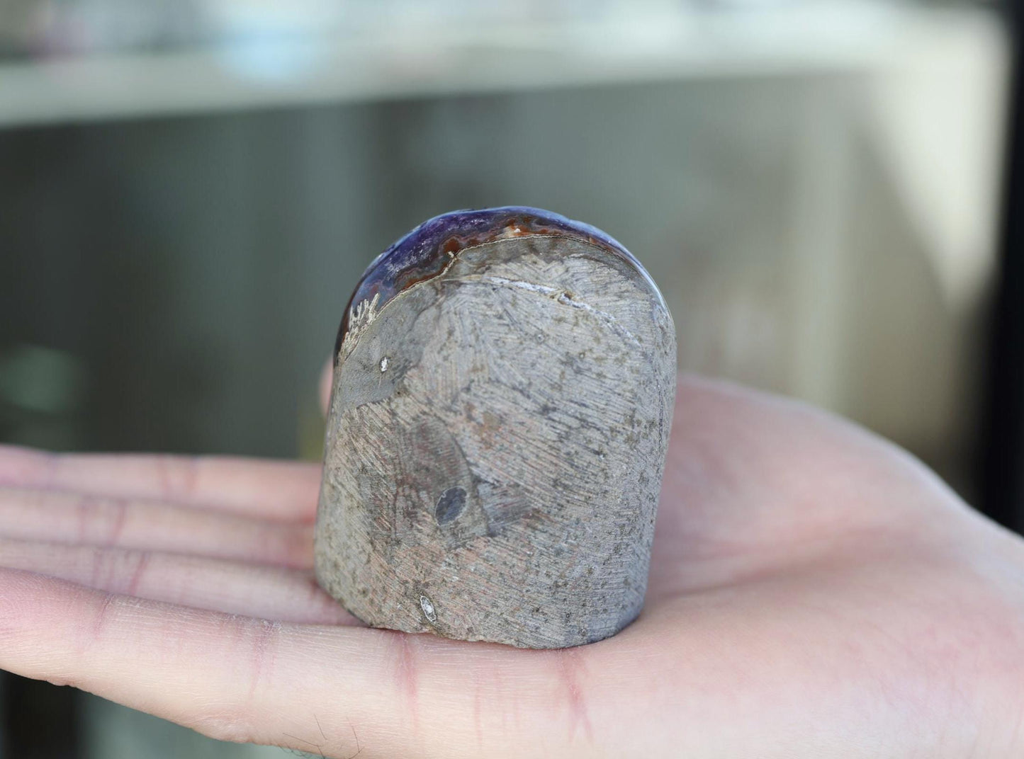 Natural Amethyst Geode 164g – Purple Crystal for Home Decor & Display