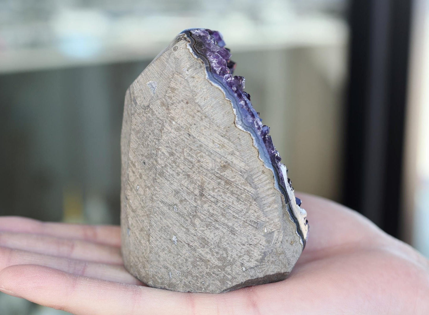Premium Amethyst Geode 574g – Natural Purple Crystal for Meditation & Decor