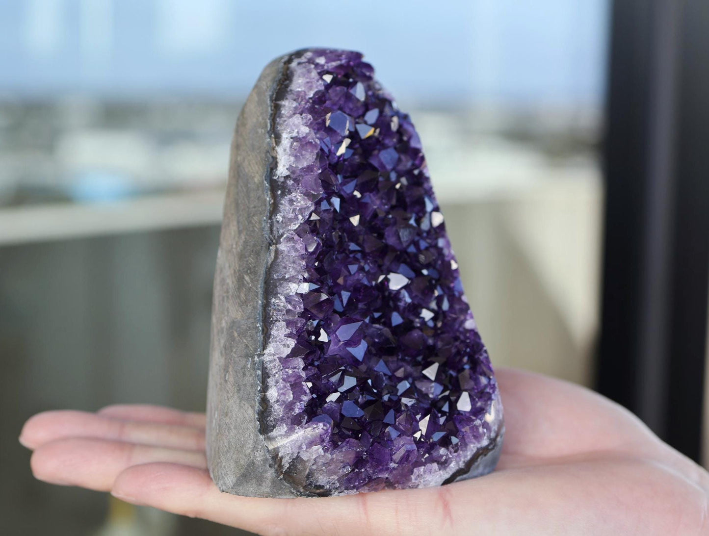 Natural Amethyst Geode Cluster 891g – High-Quality Purple Crystal