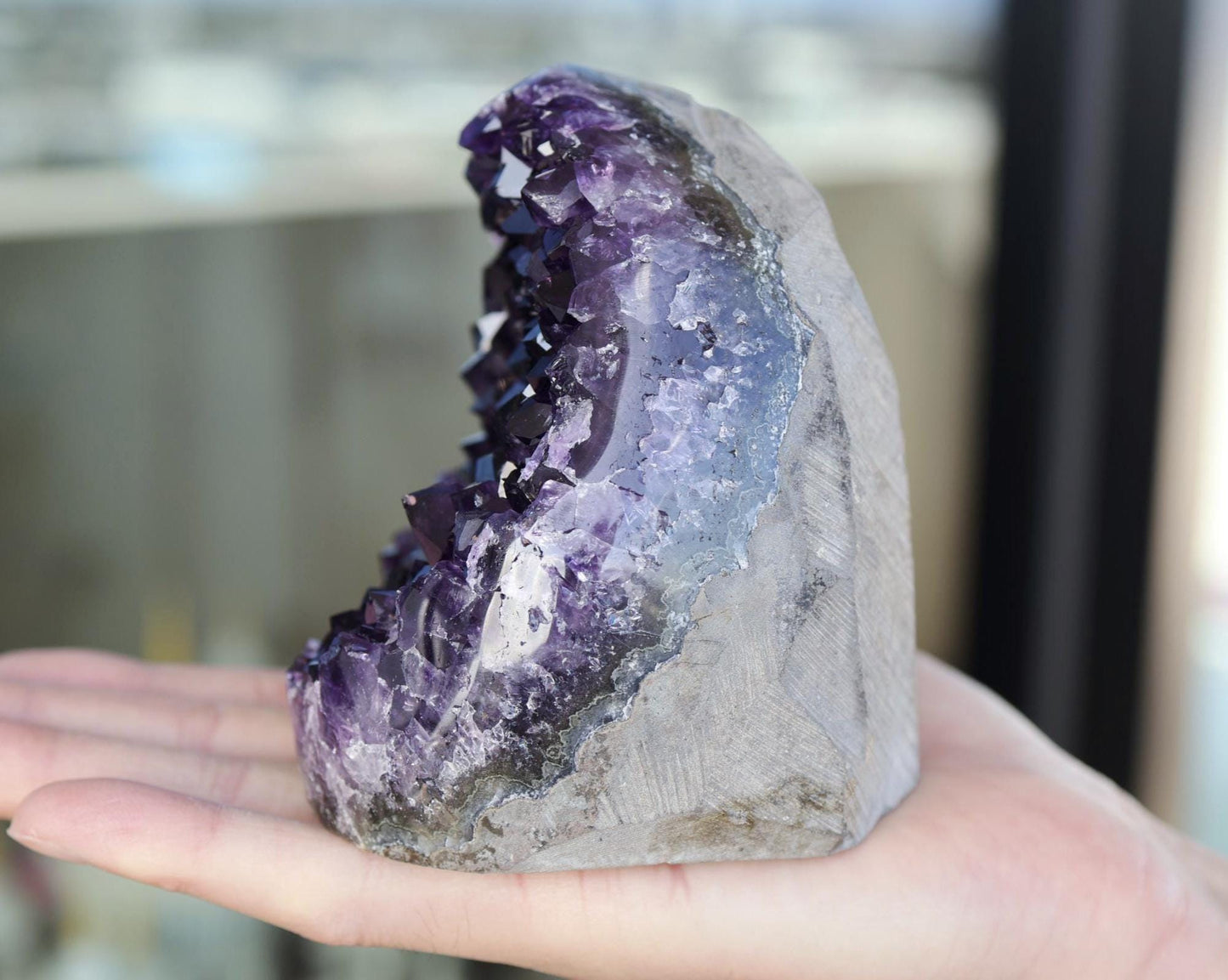 Natural Amethyst Geode Cluster 1080g – Purple Crystal for Home Decor & Display