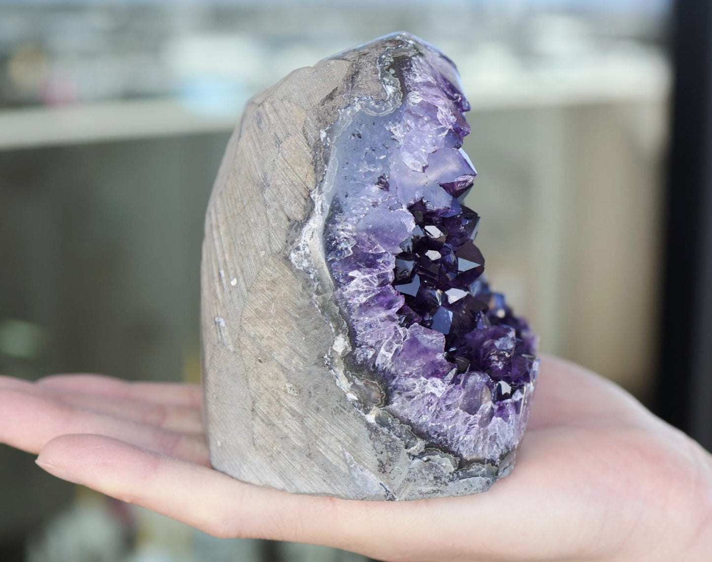 Natural Amethyst Geode Cluster 1080g – Purple Crystal for Home Decor & Display