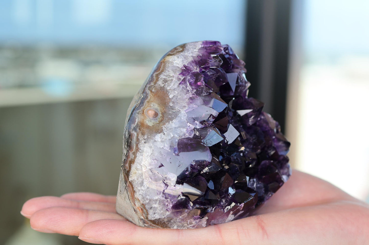 Natural Amethyst Geode Cluster 840g – Raw Purple Crystal for Home Decor & Display
