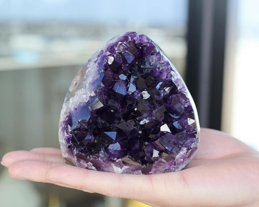 Natural Amethyst Geode Cluster 840g – Raw Purple Crystal for Home Decor & Display