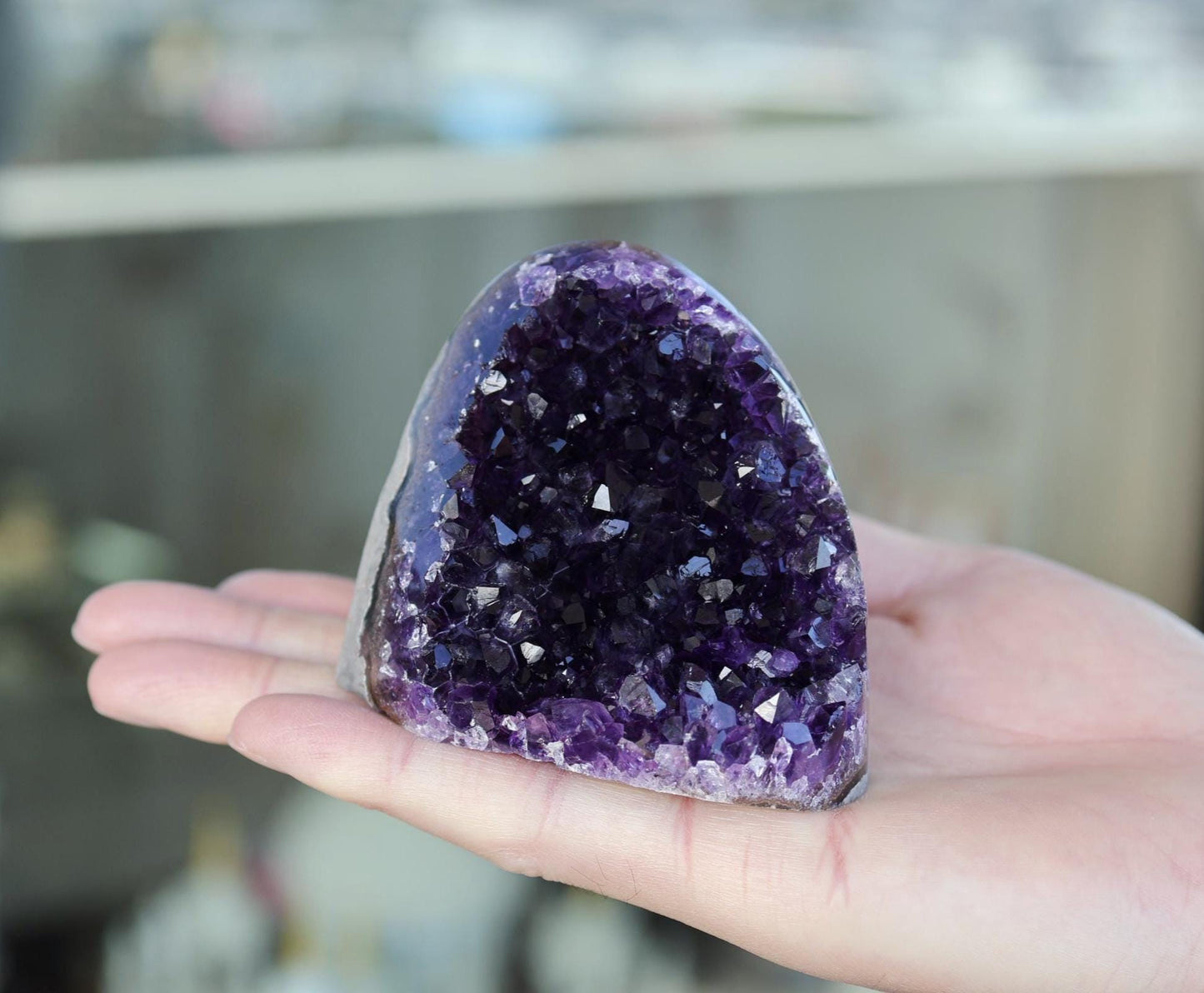 Natural Amethyst Geode Cluster 420g – Raw Purple Crystal for Home Decor & Display