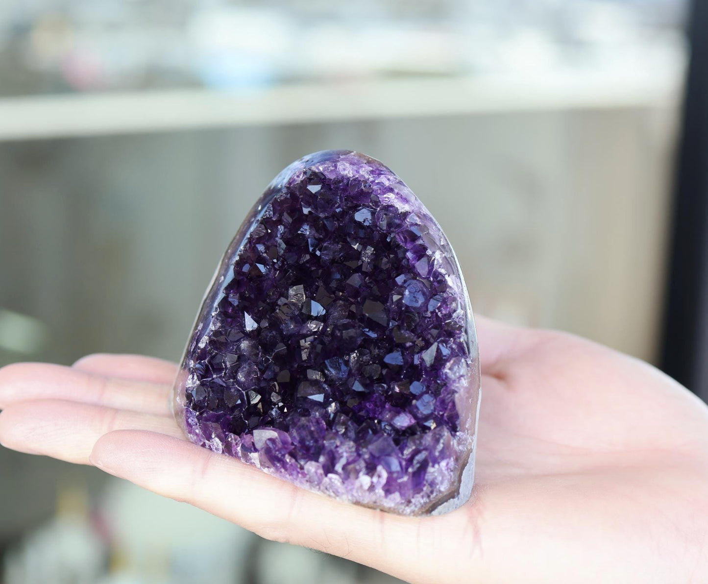 Natural Amethyst Geode Cluster 420g – Raw Purple Crystal for Home Decor & Display