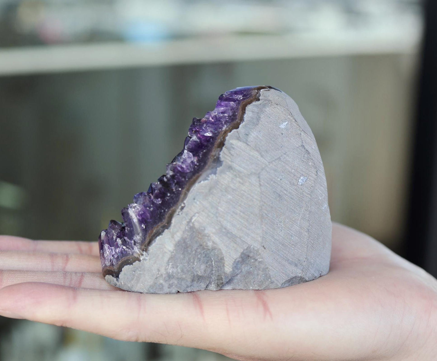 Natural Amethyst Geode Cluster 420g – Raw Purple Crystal for Home Decor & Display