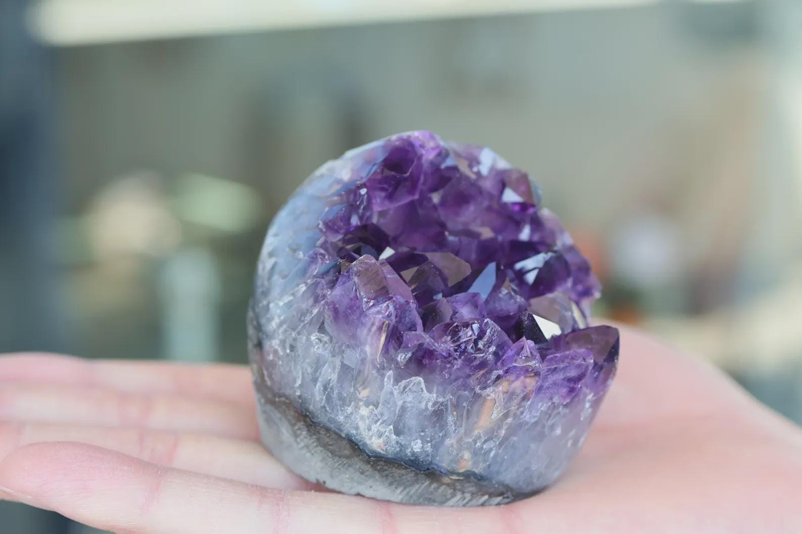 Natural Amethyst Geode Cluster – Purple Crystal Decor, Raw Quartz Gift, Home Display
