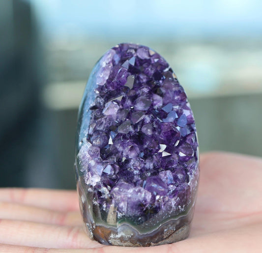 Natural Amethyst Geode 205g, Deep Purple Crystal Cluster, Freeform Amethyst, Druzy Quartz Crystal, Home Decor, Shelf Decor, Gift for Her