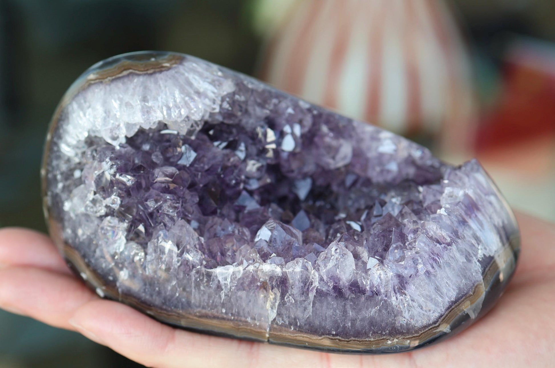 Amethyst Geode, Amethyst Crystal Cluster, Natural Purple Crystal, Druzy Quartz, Agate Geode, Crystal Decor, 852g